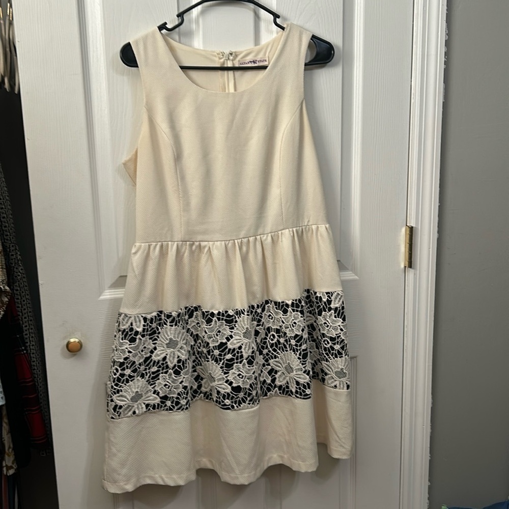 Altar’d State dress. Sleeveless. Fit and flare. Cream. Size L.